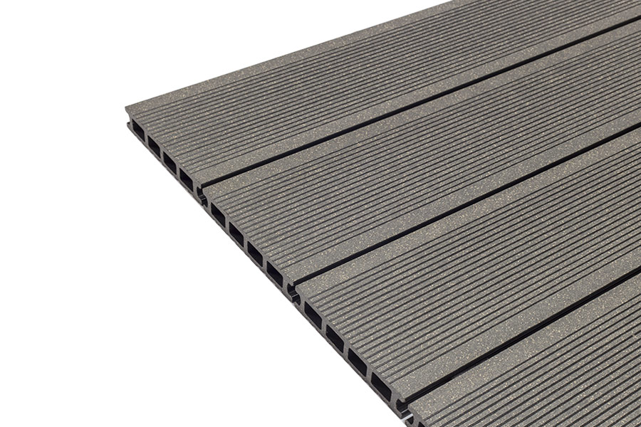 Savadeck – rešitev za deking