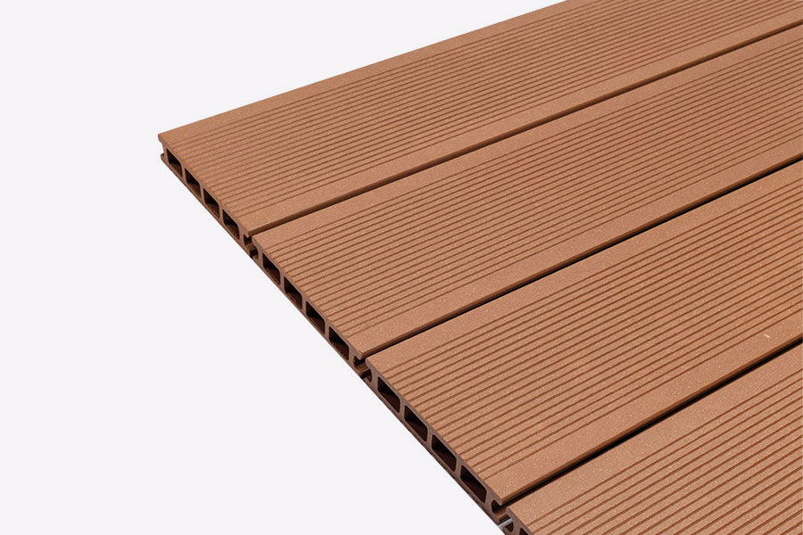 Savadeck – rešitev za deking